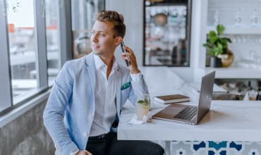 5 Powerful Keyword Triggers That Convert Comments Into Customers